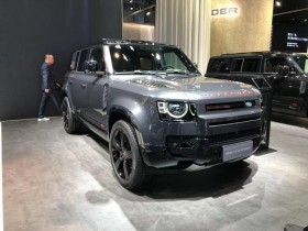 油画家潘义奎任中国美术馆馆长